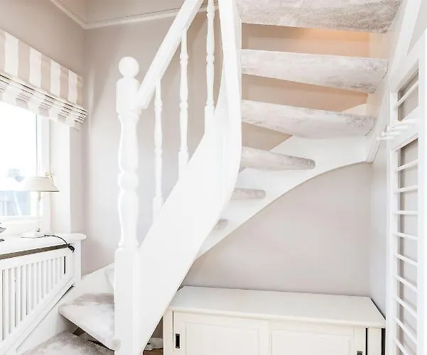 Tunghoern-hues * Keitum